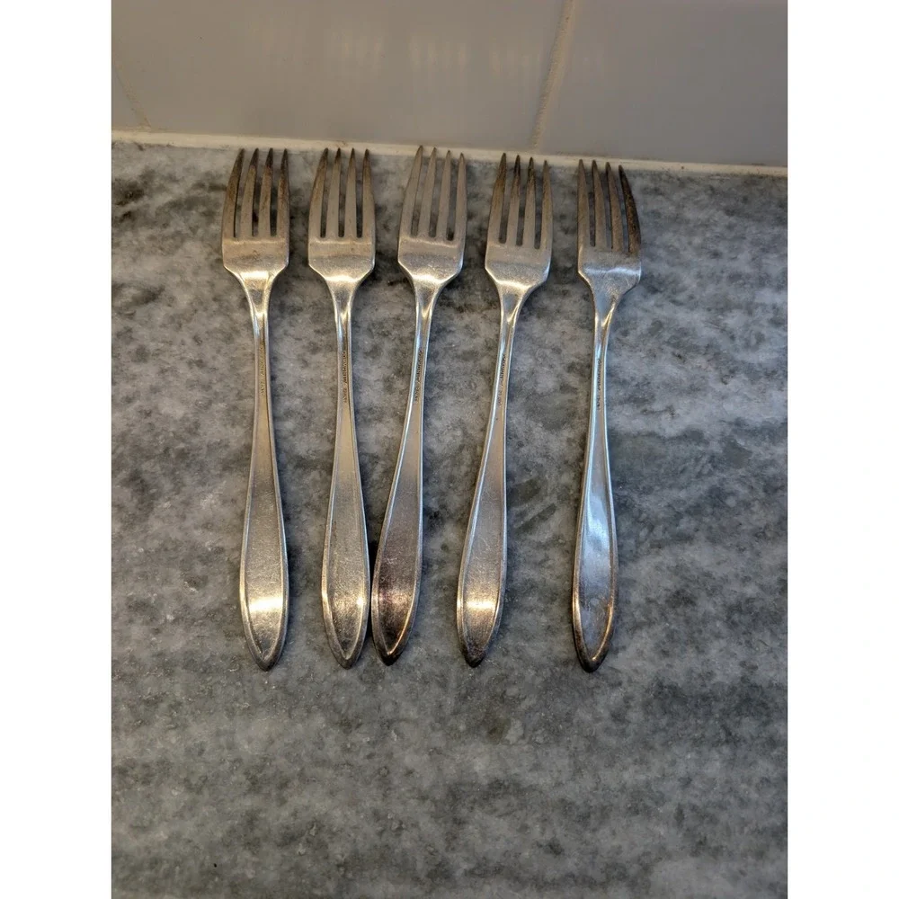 SET‎ 5 DINNER FORKS Vintage COMMUNITY silverplate
